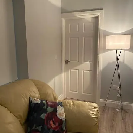 Modern 3 Bed Country