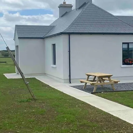 Modern 3 Bed Country